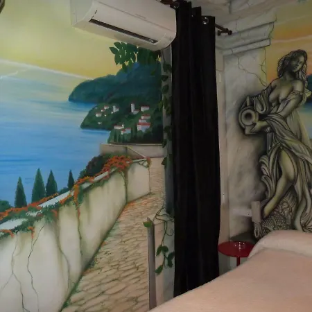 Con Encanto Homestay *