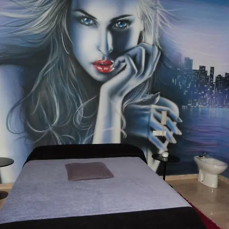 Con Encanto Homestay Valencia